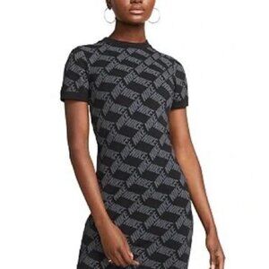 Size M - NWT Women's Nike Sportswear Essential Printed Bodycon Dress